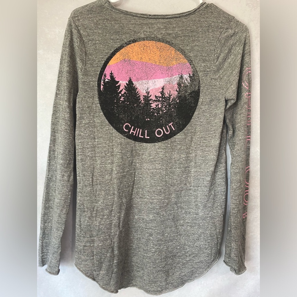 NWT Chaser Chill Out Graphic Long Sleeve Shirt Size Small